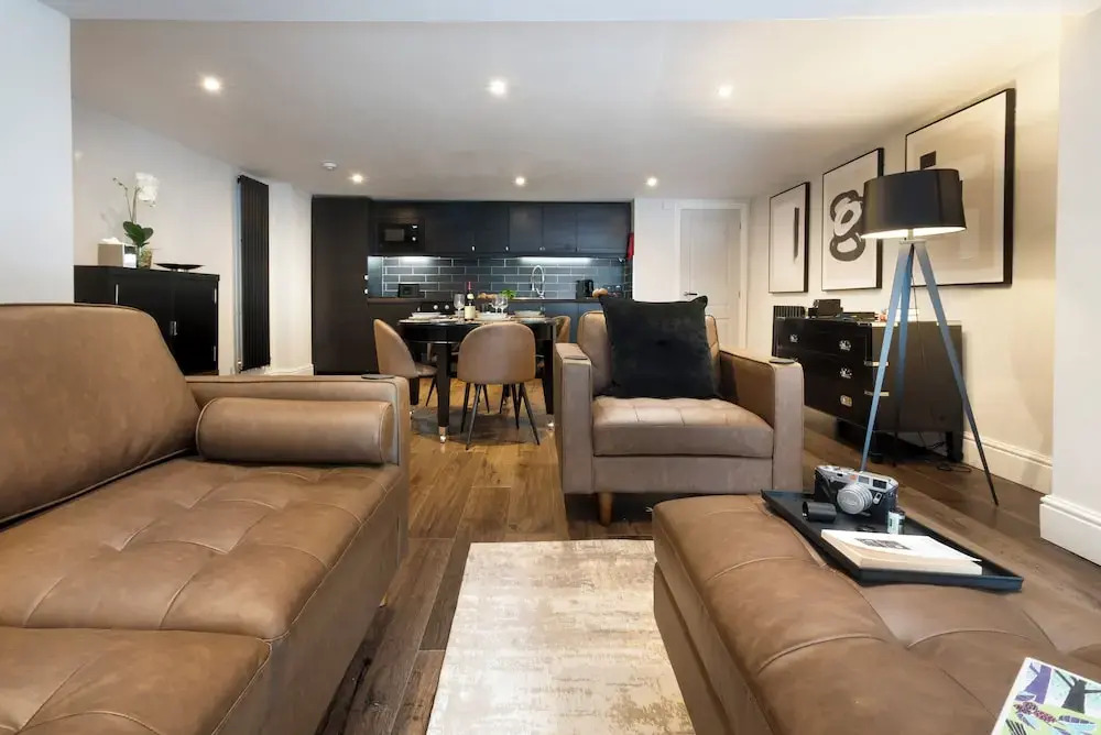 Courtyard Apartments