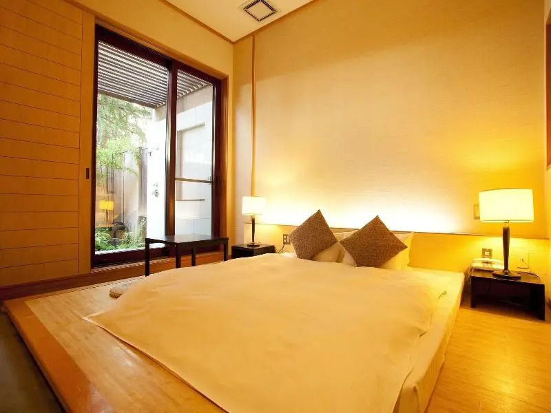 Oyo 43999 Hotel Allamanda