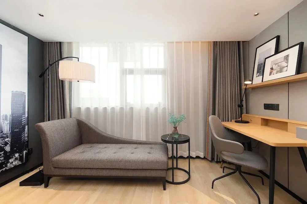 Rezen Langham Honor International Hotel Canton Fair Complex Kecun Metro Station Branch
