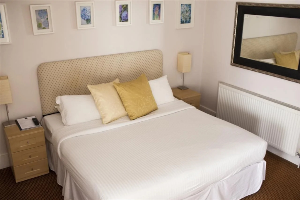 The White Horse Hotel