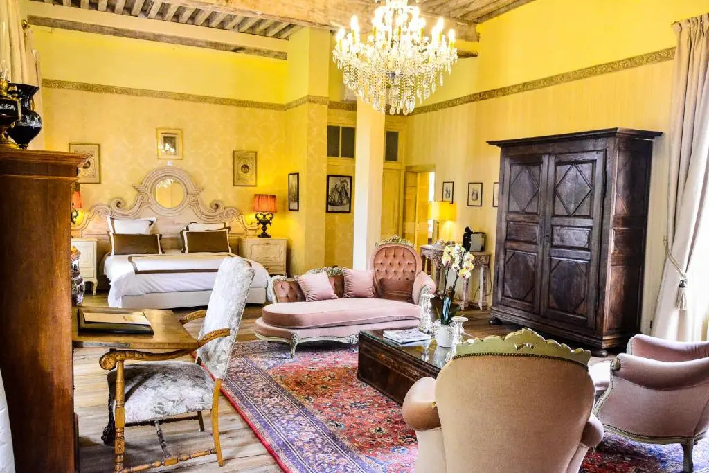 Chateau dOrigny, Chambres dhotes et Restaurant Gastronomique