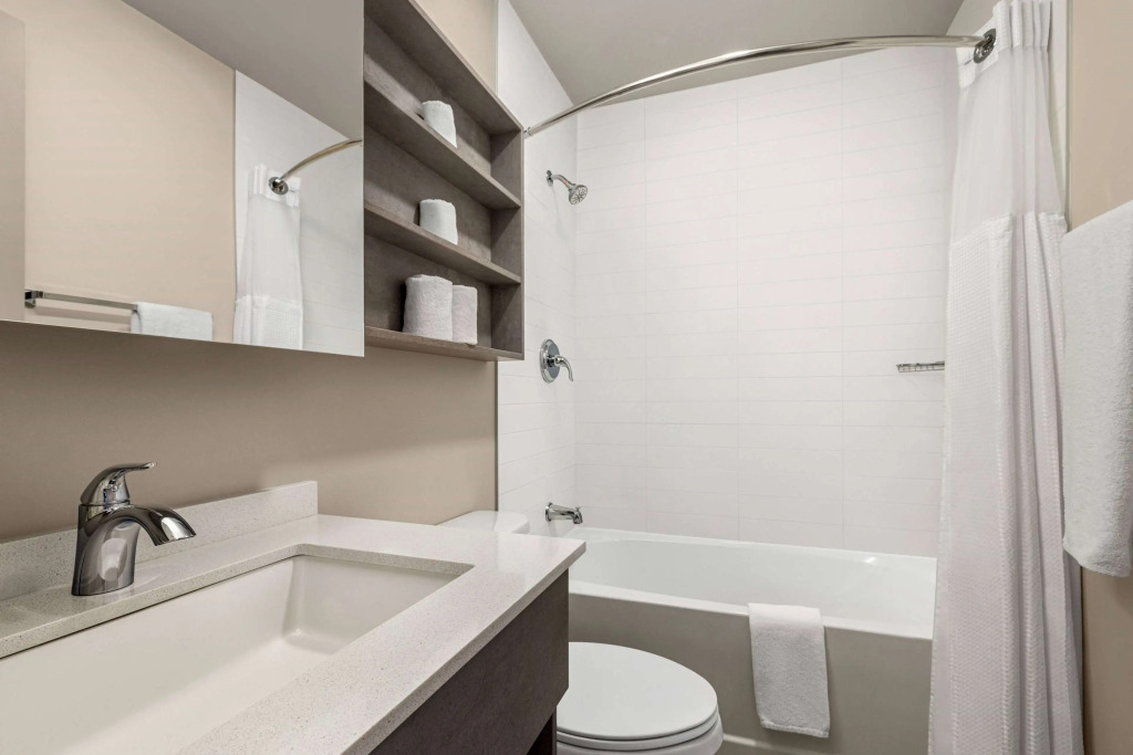 Microtel Inn & Suites Montreal Airport - Dorval QC