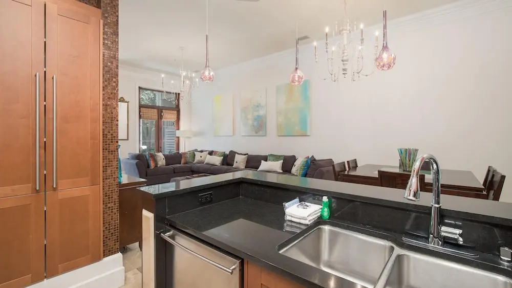 Le Jardin 158 - 3BR 3.5ba -