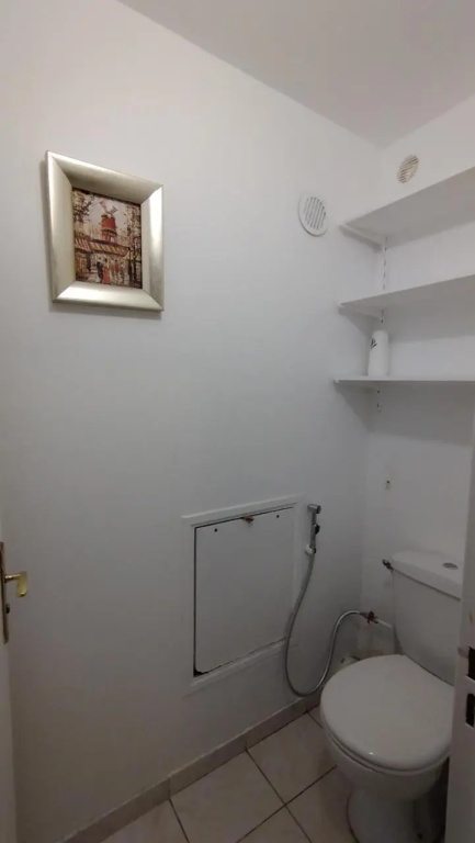 5 mn (450 m) walk Metro/La Defense/3BR/8Pers