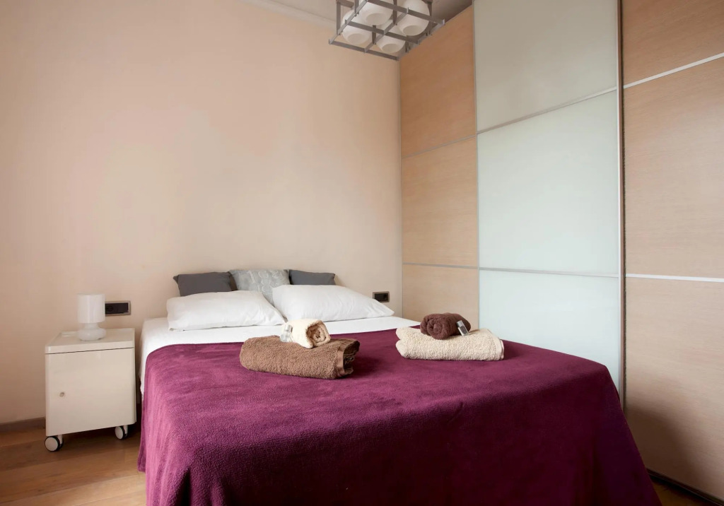 DONNA · Donna's Residence · Low-priced, Super Reviewed Apartment