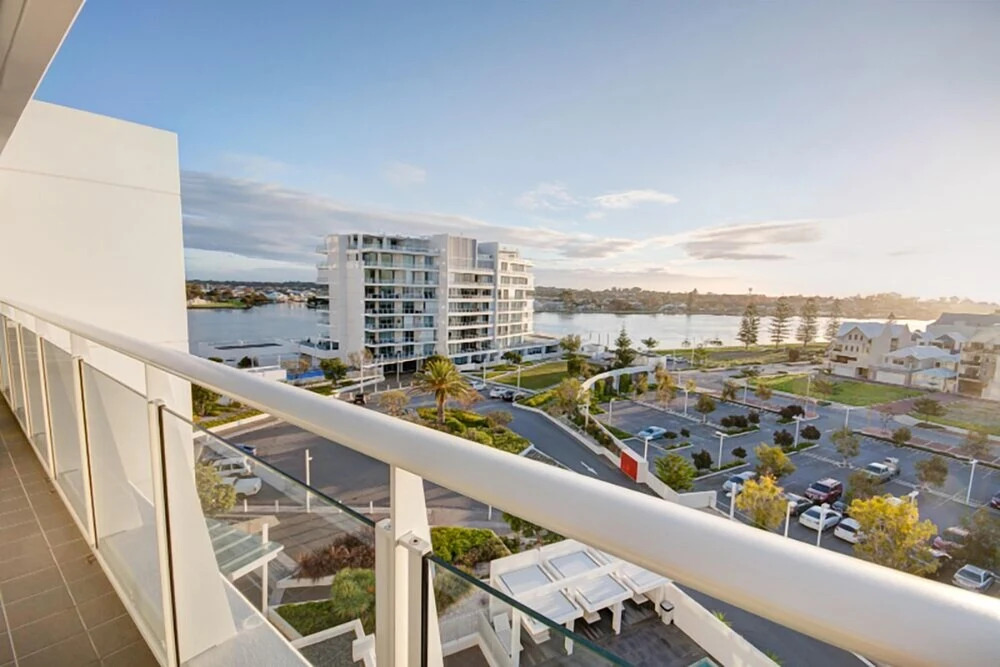 Bayview 608