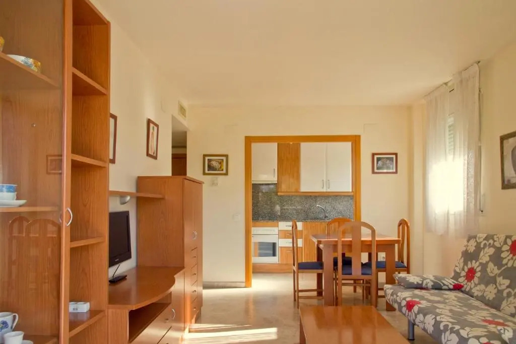 Rentalmar Ventura Village Families