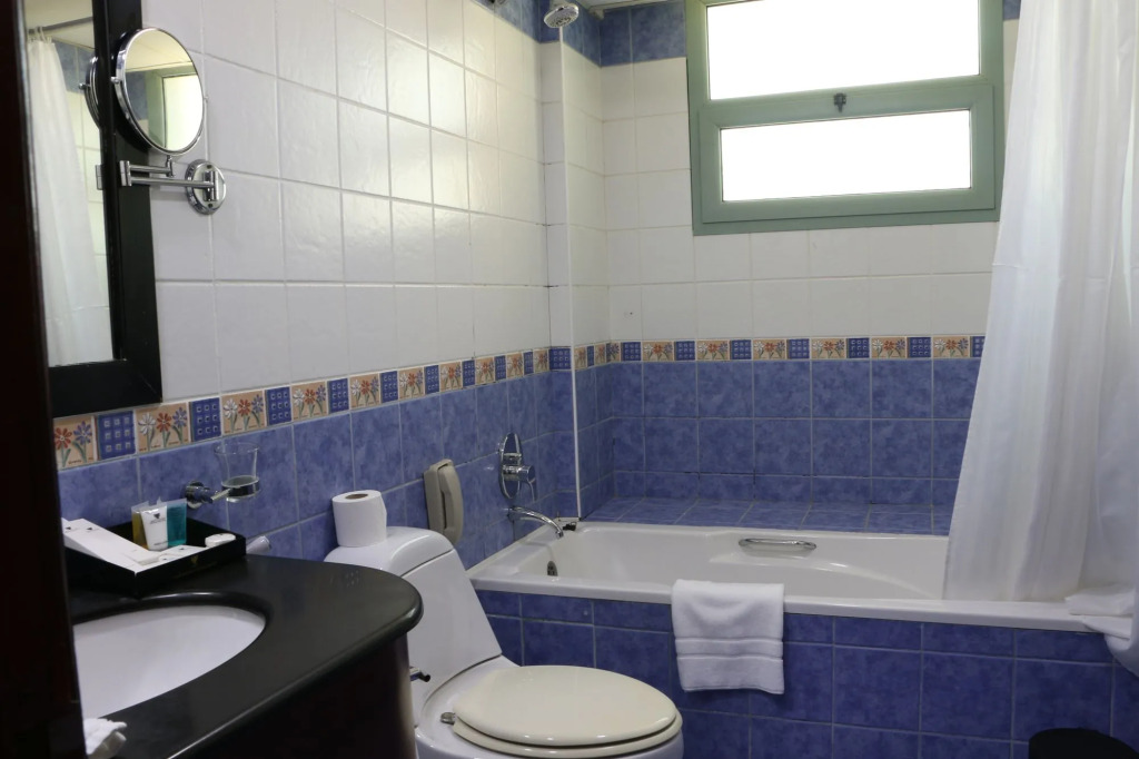 Pars International Hotel