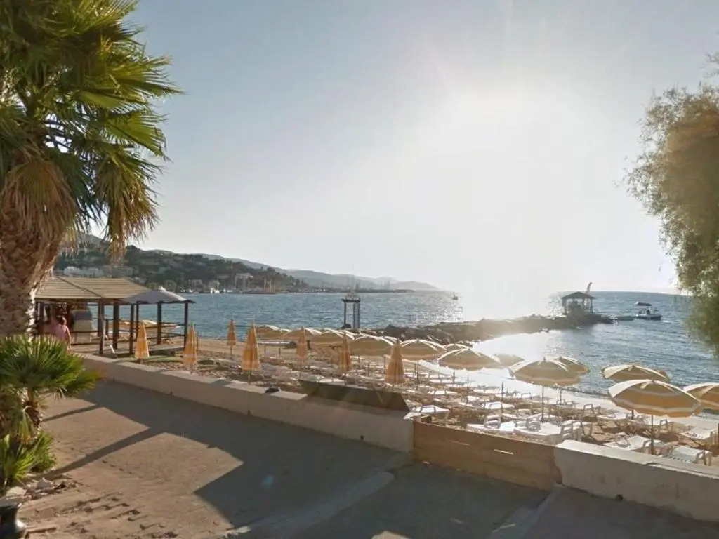 Appartement Le Lavandou, 1 pièce, 4 personnes - FR-1-251-236