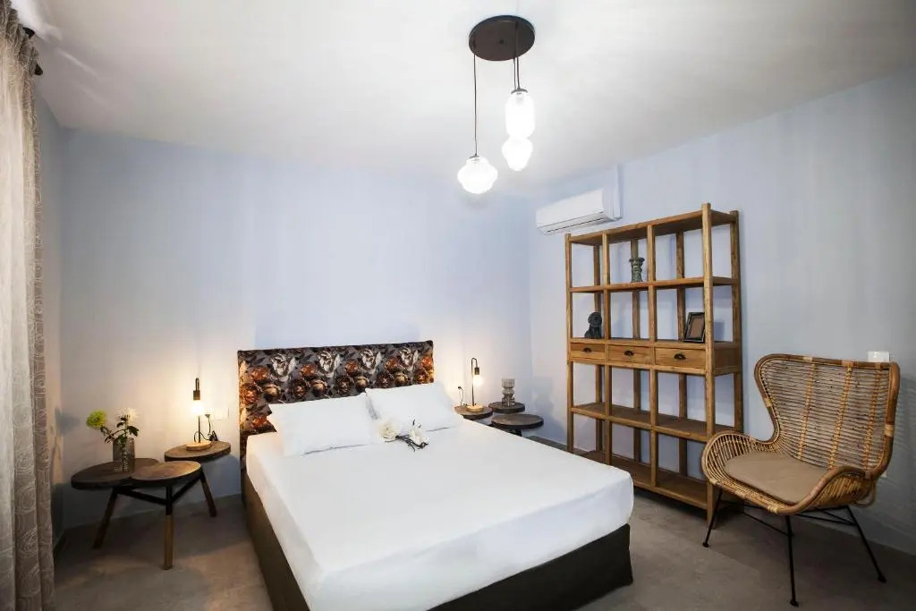 Bentzi...Boutique Apartment in Pangrati, Superior Suite (2) for 4 guests