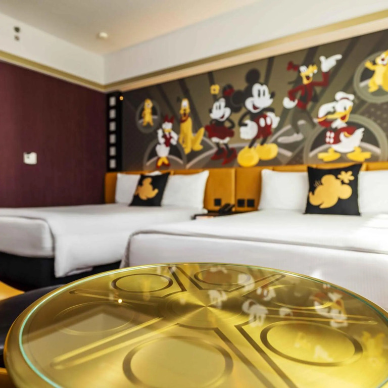 Disneys Hollywood Hotel