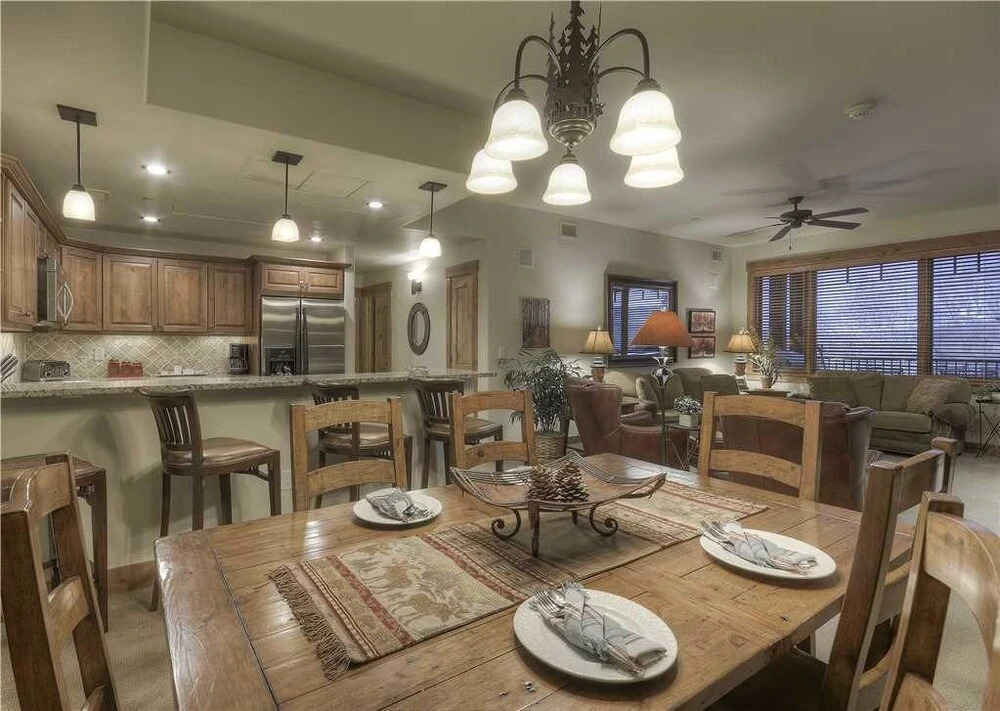 5203 Emerald Lodge, Trappeur's Crossing Apartment 4