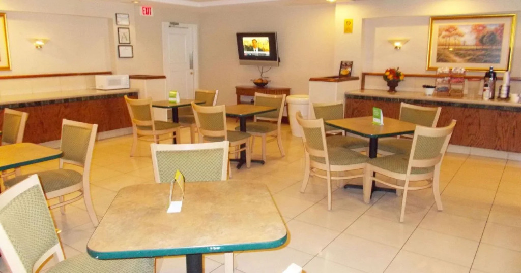 Magnuson Hotel Hattiesburg