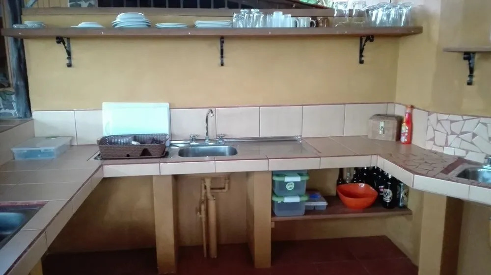 Cabinas Pura Vida B&B and Tour Operator