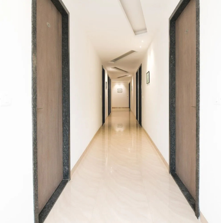 Treebo Avadh Residency