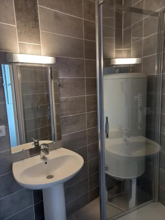 grand studio ✰ 35m² ✰ centre ✰ 4pers/2lits ✰ cuisine ✰ wifi
