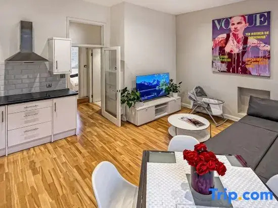 The Chelsea Kensington 159 Apartment