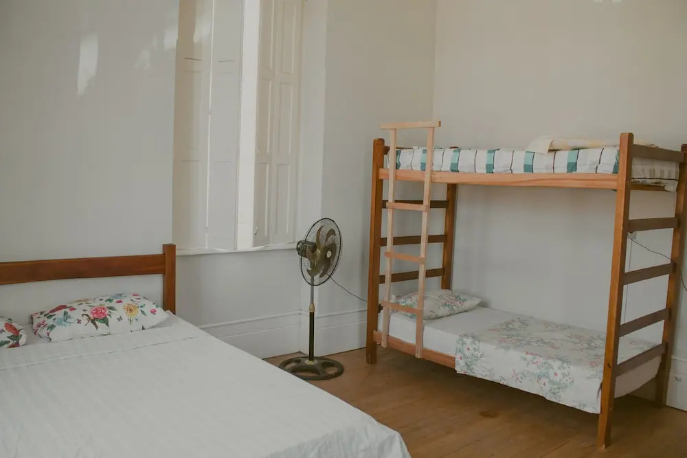 Vila Santa Eulália Hostel