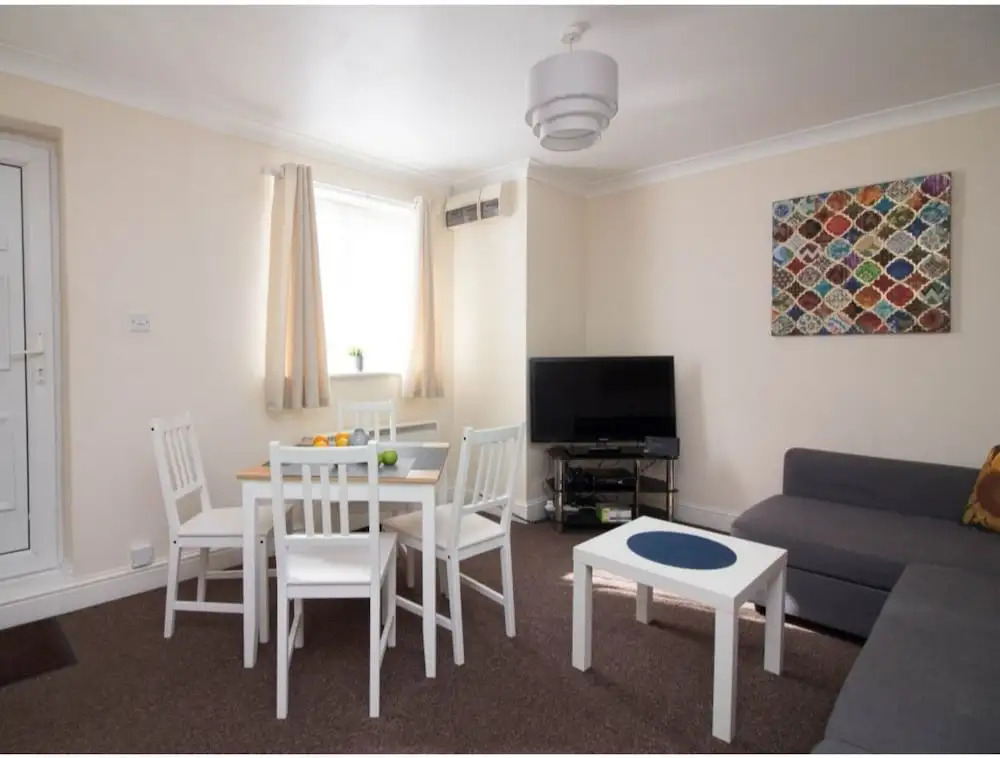 Wilton House Apartments