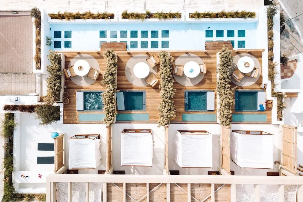 Avgoustos Suites Naxos