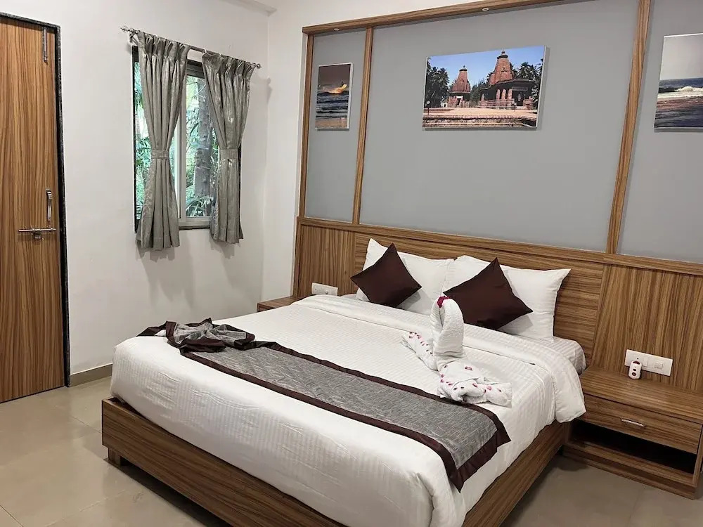 Hotel Suryaprabha- Near Diveagar Beach