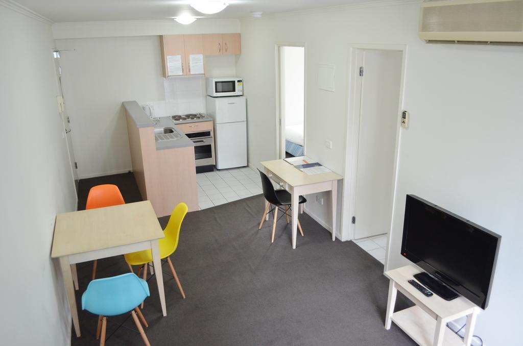 Franklin Apartment