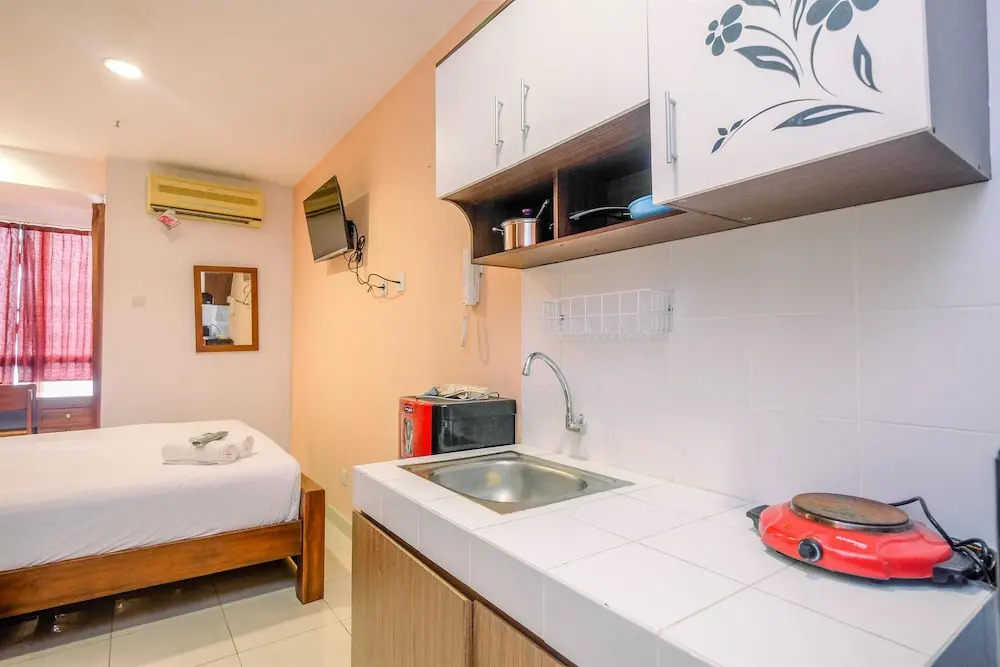 Classic Furnished Studio Apartment Cinere Bellevue Suites By Travelio
