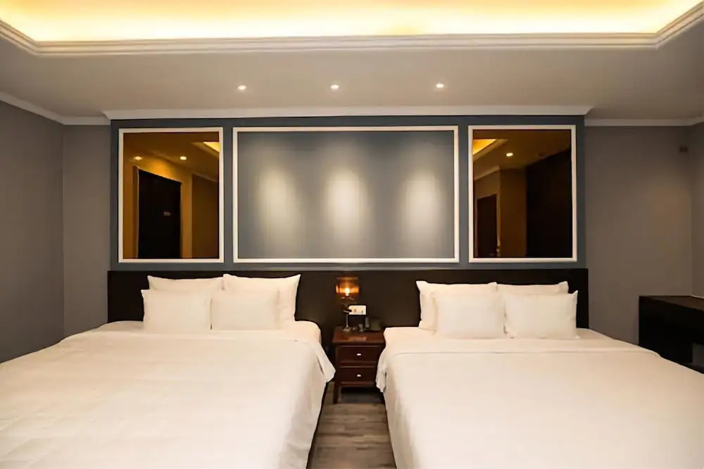 Skylark Boutique and Spa