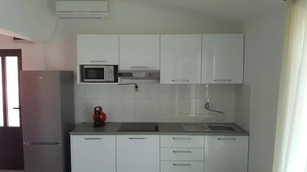 Apartment Joke