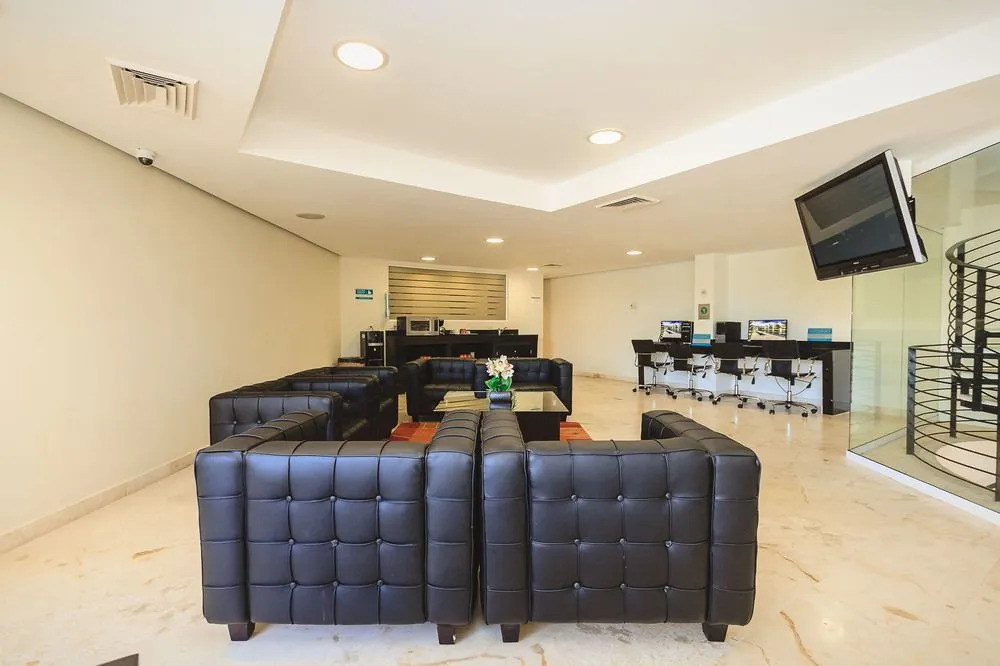 Luxury Complex - Infinity Pool and Private Beach Club - At The Elements Condos 108
