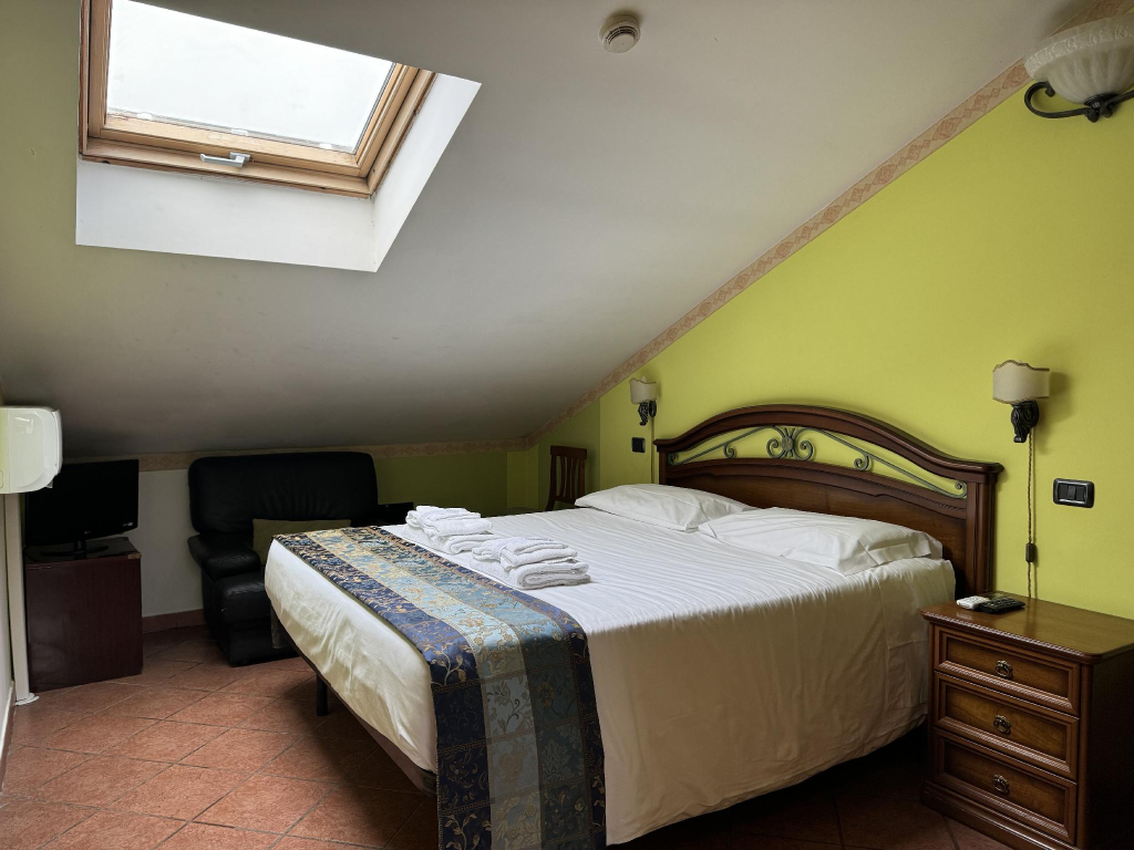 EURO HOUSE INN airport