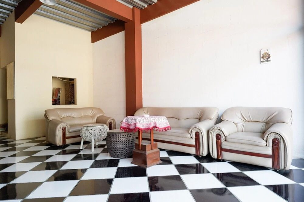 RedDoorz Syariah near Stasiun Pekalongan
