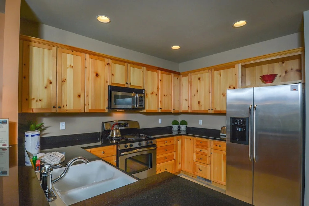 Tips Up 4 Bedroom Townhome