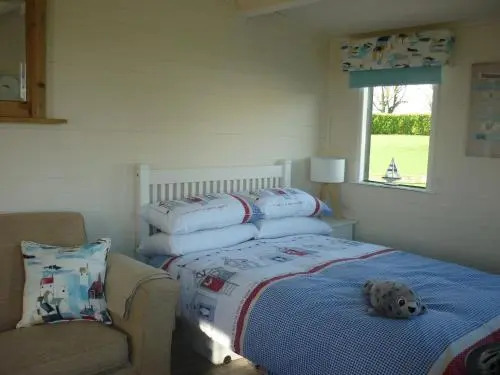 Seal Cabin