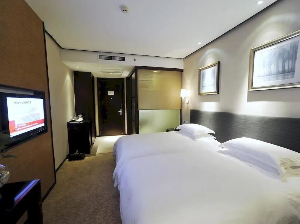 Byland World Hotel
