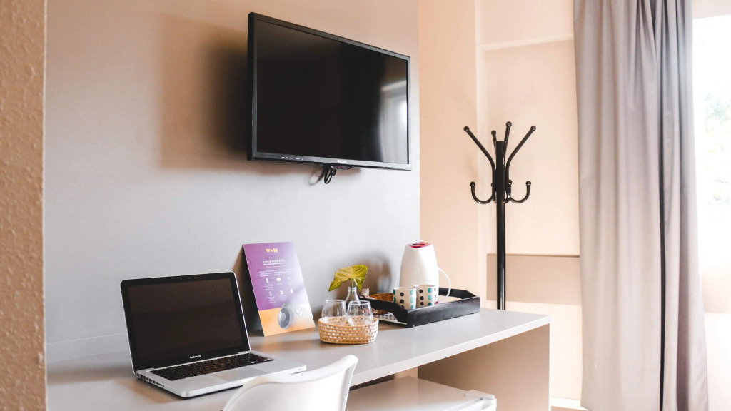 Work Hotel Design