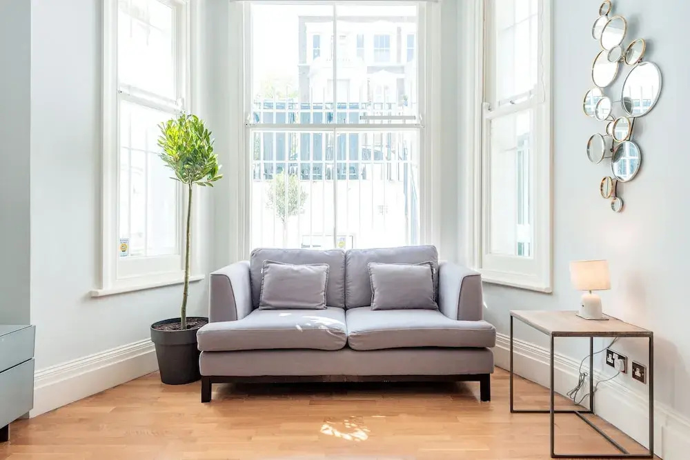 Stunning Home Near Earl's Court by Underthedoormat