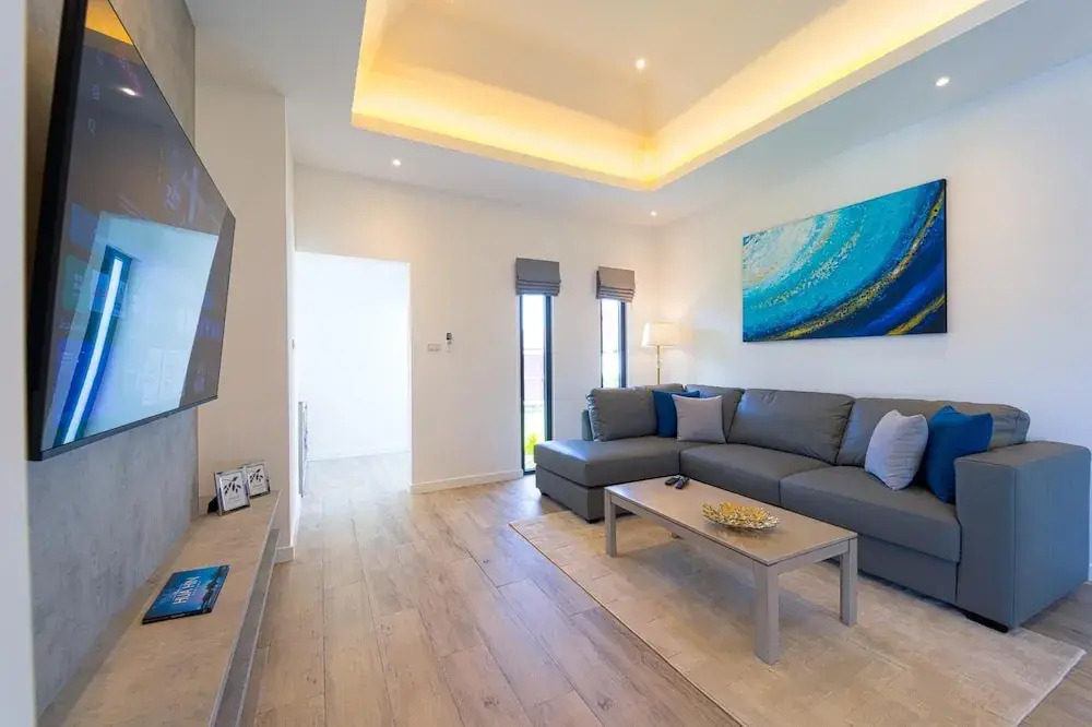 New Modern 3 Bedroom Villa - MB35