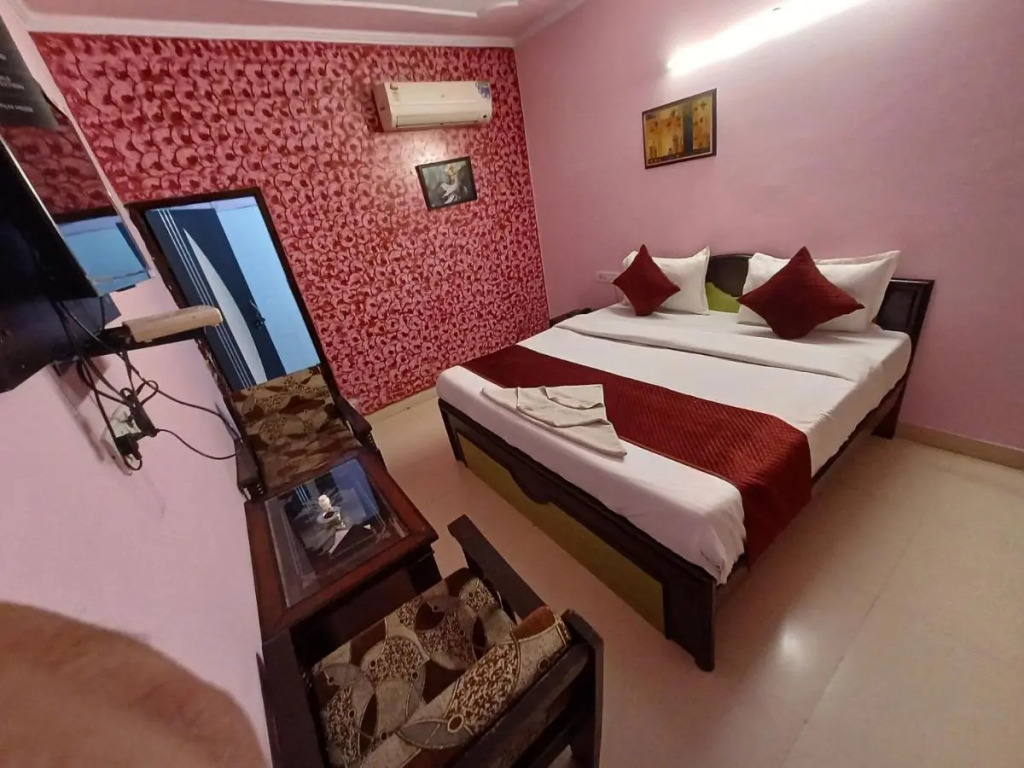 Hotel Chhavi Holidays a unit of bhanwar group