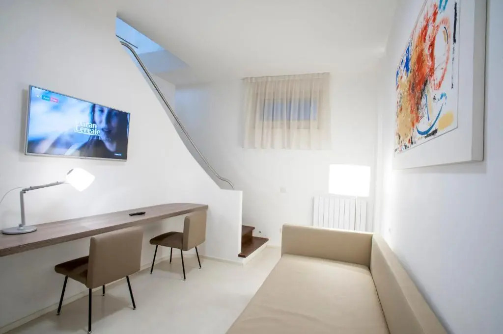 Gallery House