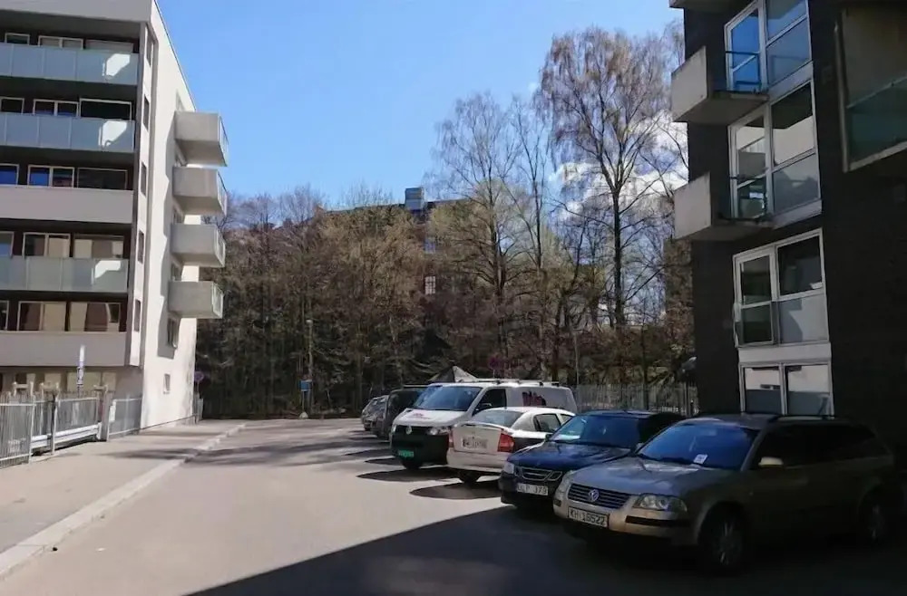 StayPlus Apt in Trendy Area Balcony