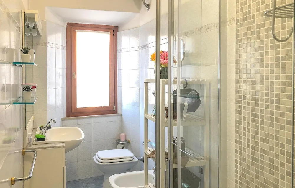 Amazing Home in Monte San Savino With Wifi and 6 Bedrooms