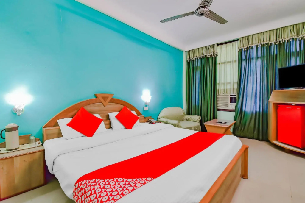 OYO 76836 Hotel Meridian