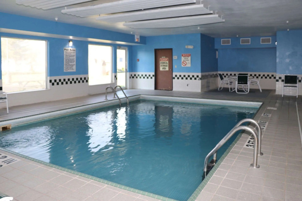 Quality Inn Evansville Eastland Area