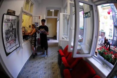 Mandarin Hostel