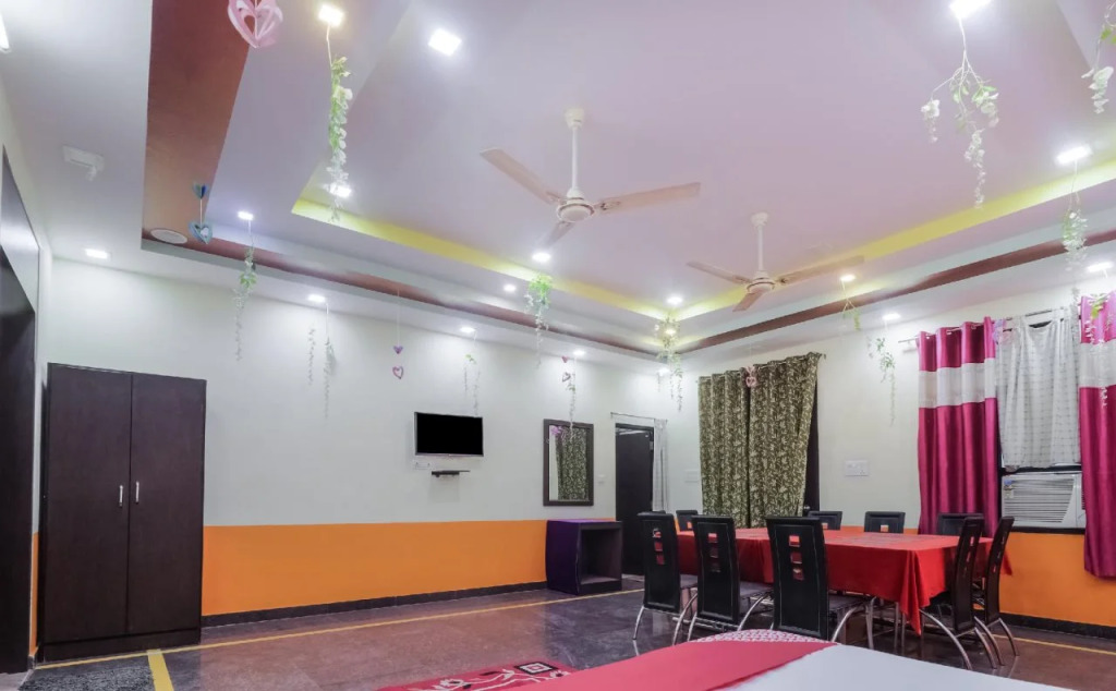 Hotel Hill View by OYO Rooms