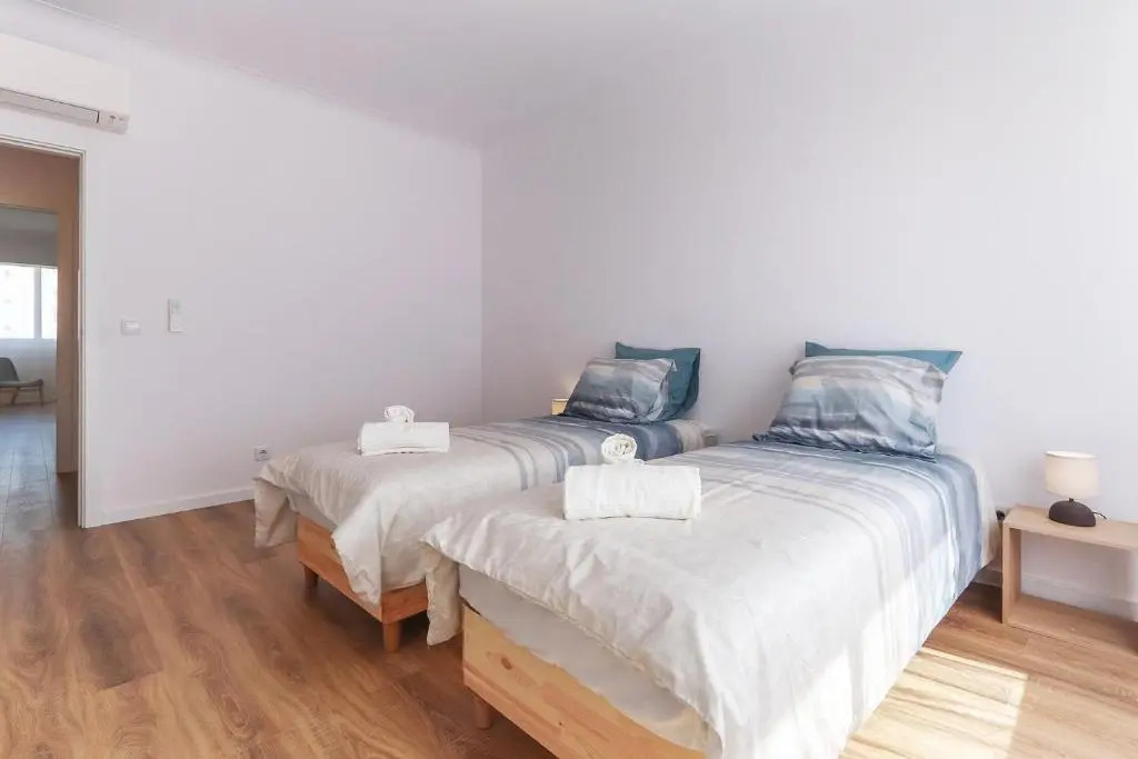 Vita Portucale ! Costa da Caparica Sunny Design Apartment
