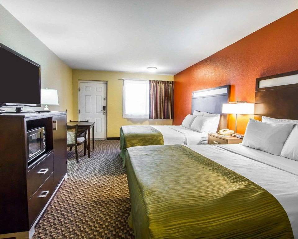 Quality Inn Holbrook near Petrified Forest