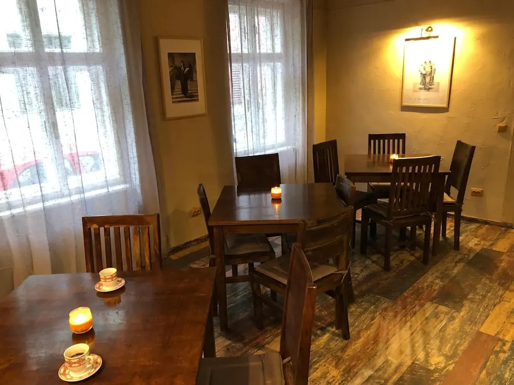 Poet Pastior Residence