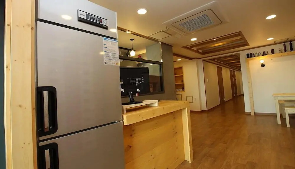 Gyeongju Bee House